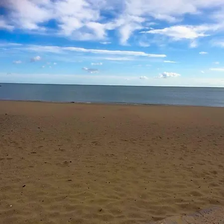 Piscine Mediterranee Le Cap D'agde Parking Et 2 Plages A 250 Metres * Agde