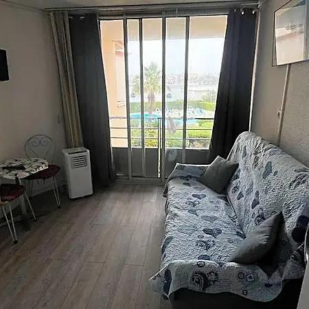 Piscine Mediterranee Le Cap D'agde Parking Et 2 Plages A 250 Metres